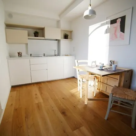 Casa Festa Guest house