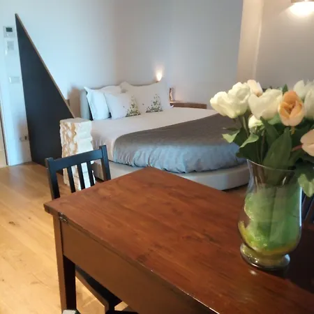 Gasthuis Casa Festa - Affaccio Sul Canyon A Due Passi Dai Sassi 3*