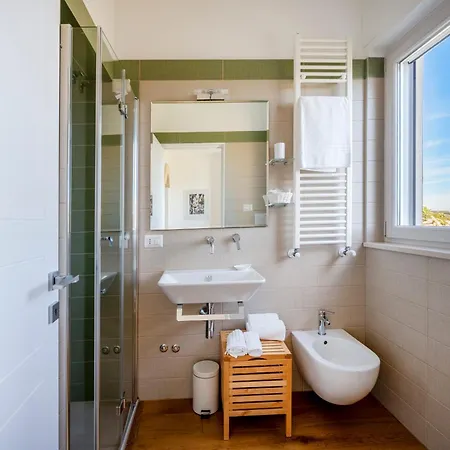 Casa Festa - Affaccio Sul Canyon A Due Passi Dai Sassi 3* Matera