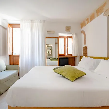 Casa Festa - Affaccio Sul Canyon A Due Passi Dai Sassi Гостевой дом 3*